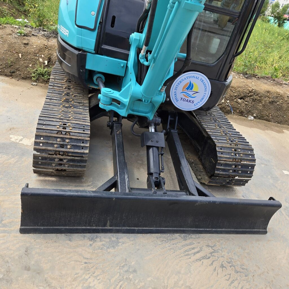 Minikuormaaja Kobelco SK55SR: kuva Minikuormaaja Kobelco SK55SR