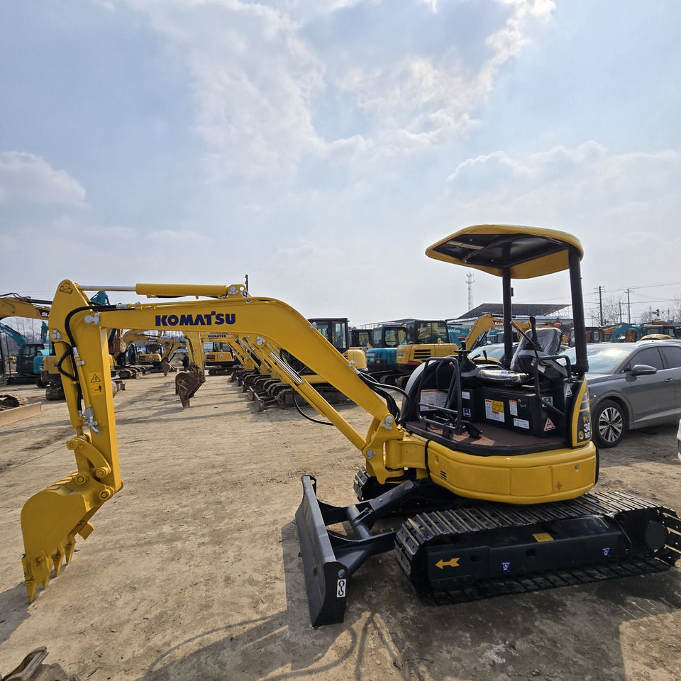 Komatsu PC30MR - Minikuormaaja: kuva Komatsu PC30MR - Minikuormaaja Komatsu PC30MR - Minikuormaaja: kuva Komatsu PC30MR - Minikuormaaja