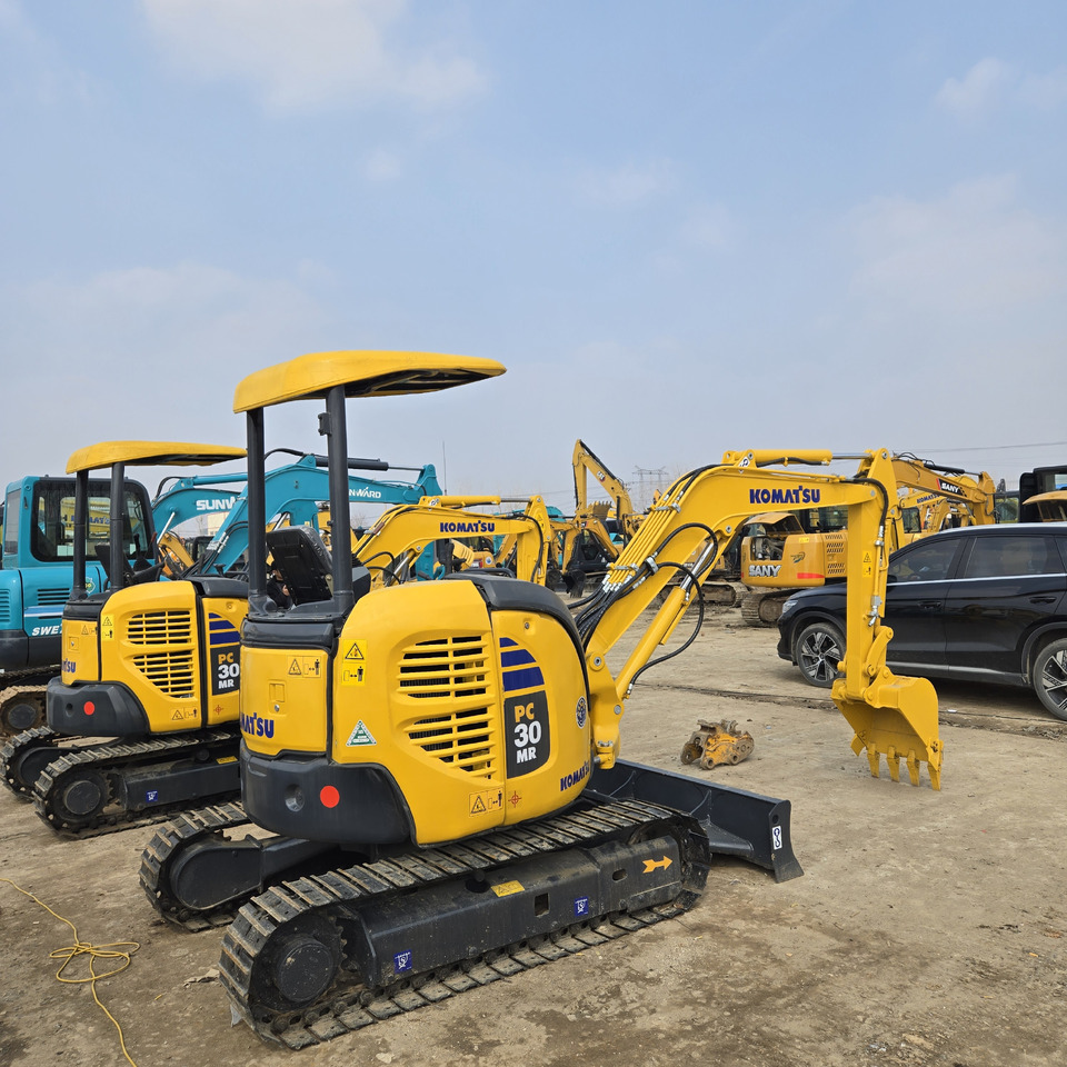 Komatsu PC30MR - Minikuormaaja: kuva Komatsu PC30MR - Minikuormaaja Komatsu PC30MR - Minikuormaaja: kuva Komatsu PC30MR - Minikuormaaja