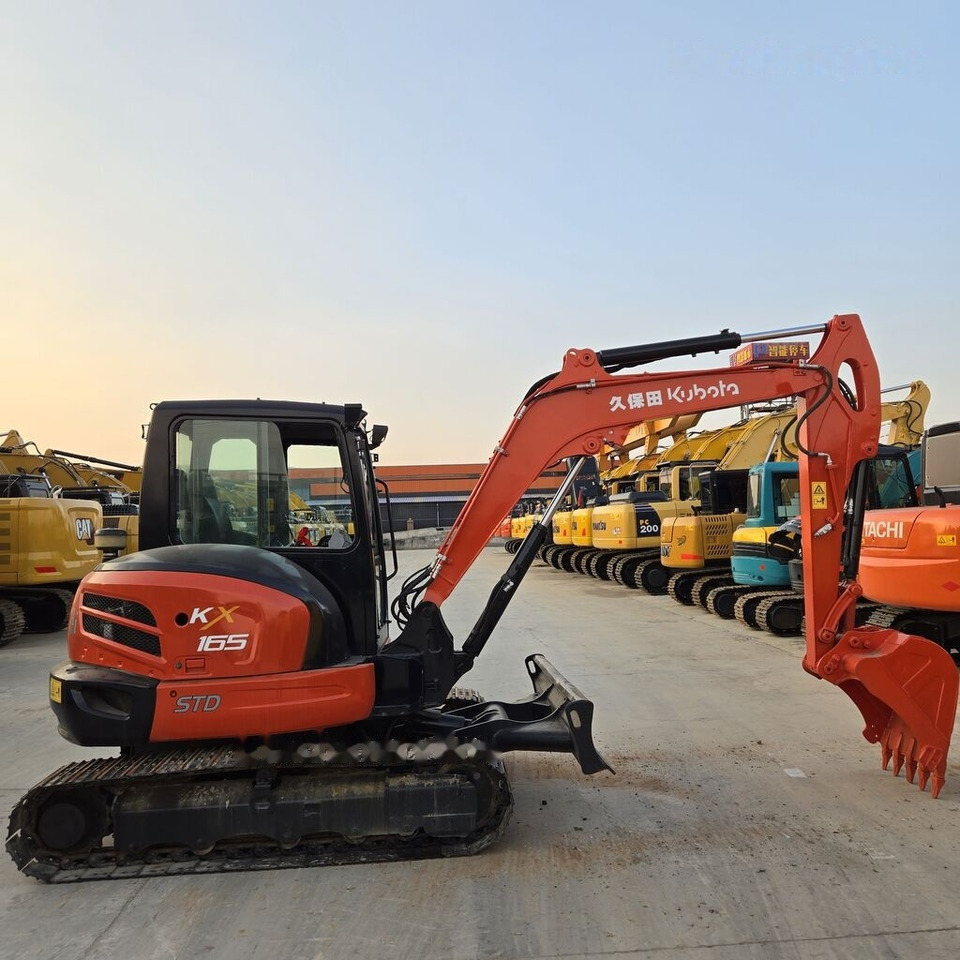 Minikuormaaja Kubota KX165: kuva Minikuormaaja Kubota KX165
