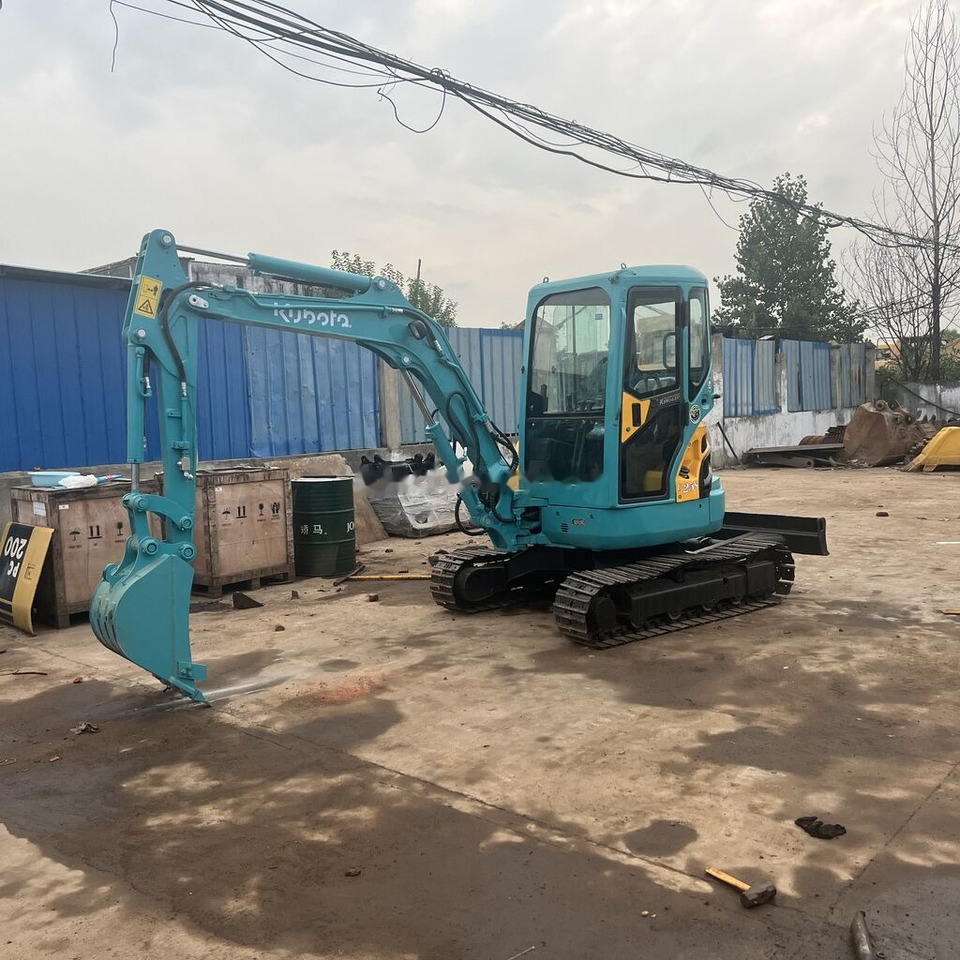 Kubota U25S - Minikuormaaja: kuva Kubota U25S - Minikuormaaja Kubota U25S - Minikuormaaja: kuva Kubota U25S - Minikuormaaja