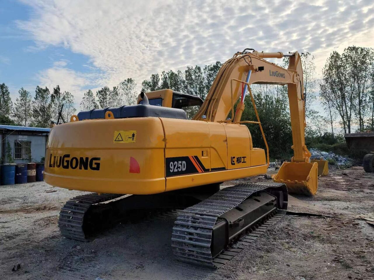 LiuGong 925D - Telakaivukone: kuva LiuGong 925D - Telakaivukone LiuGong 925D - Telakaivukone: kuva LiuGong 925D - Telakaivukone