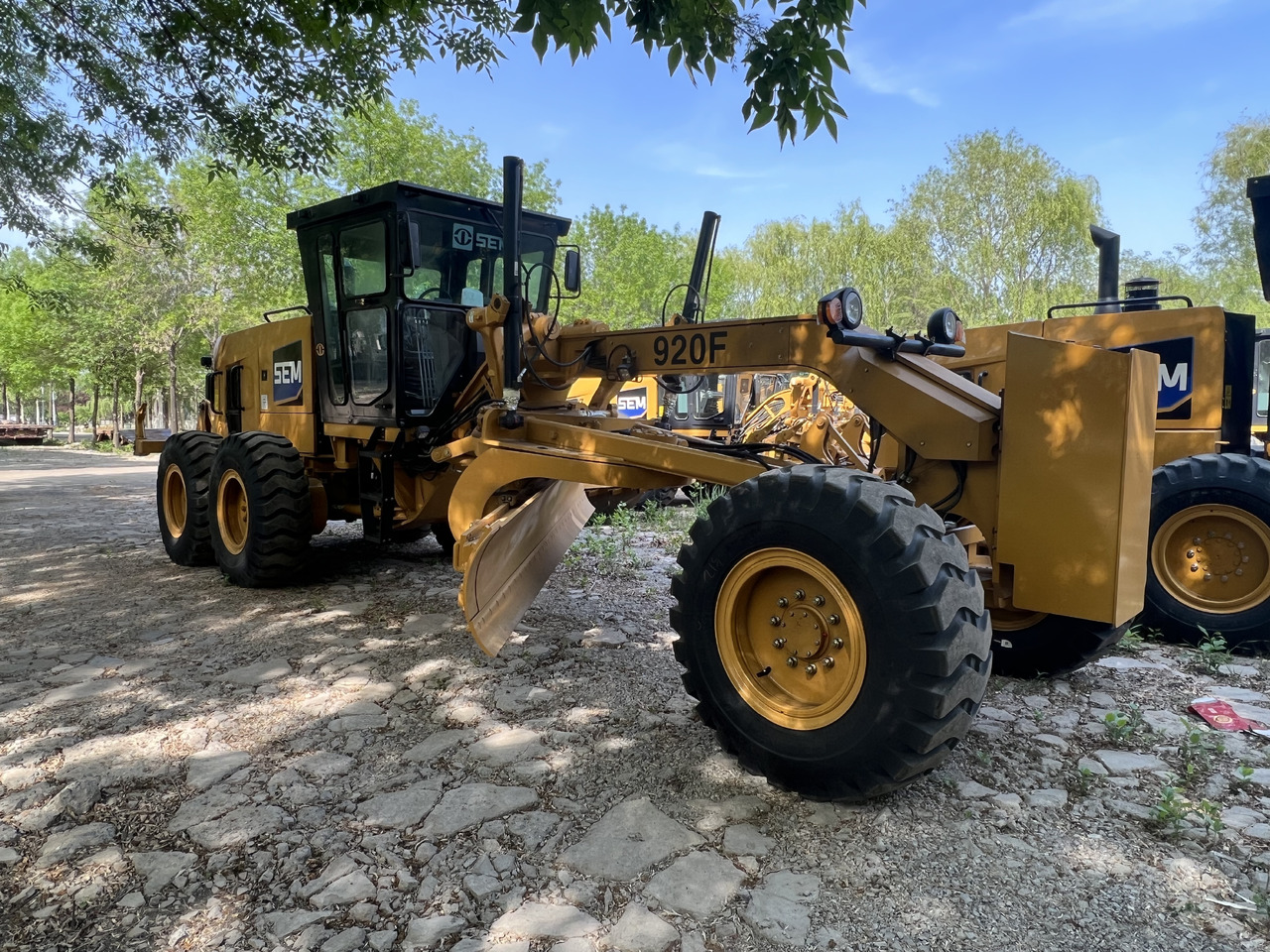 SEM SEM920F - Tiehöylä: kuva SEM SEM920F - Tiehöylä SEM SEM920F - Tiehöylä: kuva SEM SEM920F - Tiehöylä