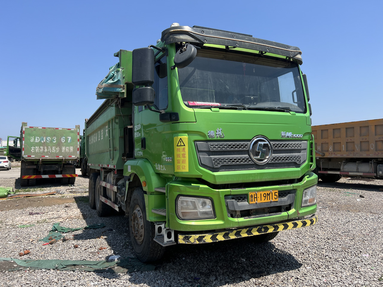 SHACMAN M3000 - Kippiauto kuorma-auto: kuva SHACMAN M3000 - Kippiauto kuorma-auto SHACMAN M3000 - Kippiauto kuorma-auto: kuva SHACMAN M3000 - Kippiauto kuorma-auto