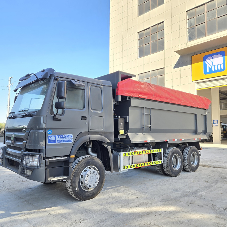 SINOTRUK HOWO 6x4 - Kippiauto kuorma-auto: kuva SINOTRUK HOWO 6x4 - Kippiauto kuorma-auto SINOTRUK HOWO 6x4 - Kippiauto kuorma-auto: kuva SINOTRUK HOWO 6x4 - Kippiauto kuorma-auto