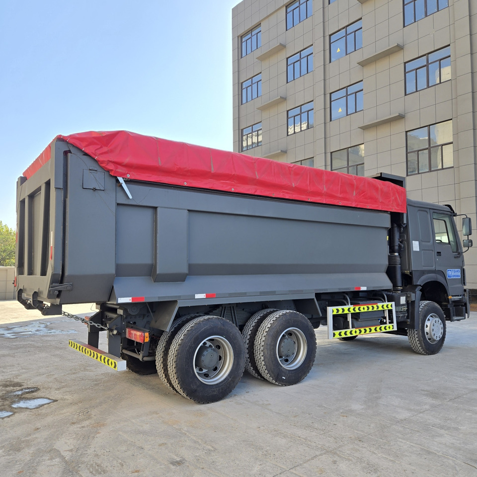 SINOTRUK HOWO 6x4 - Kippiauto kuorma-auto: kuva SINOTRUK HOWO 6x4 - Kippiauto kuorma-auto SINOTRUK HOWO 6x4 - Kippiauto kuorma-auto: kuva SINOTRUK HOWO 6x4 - Kippiauto kuorma-auto