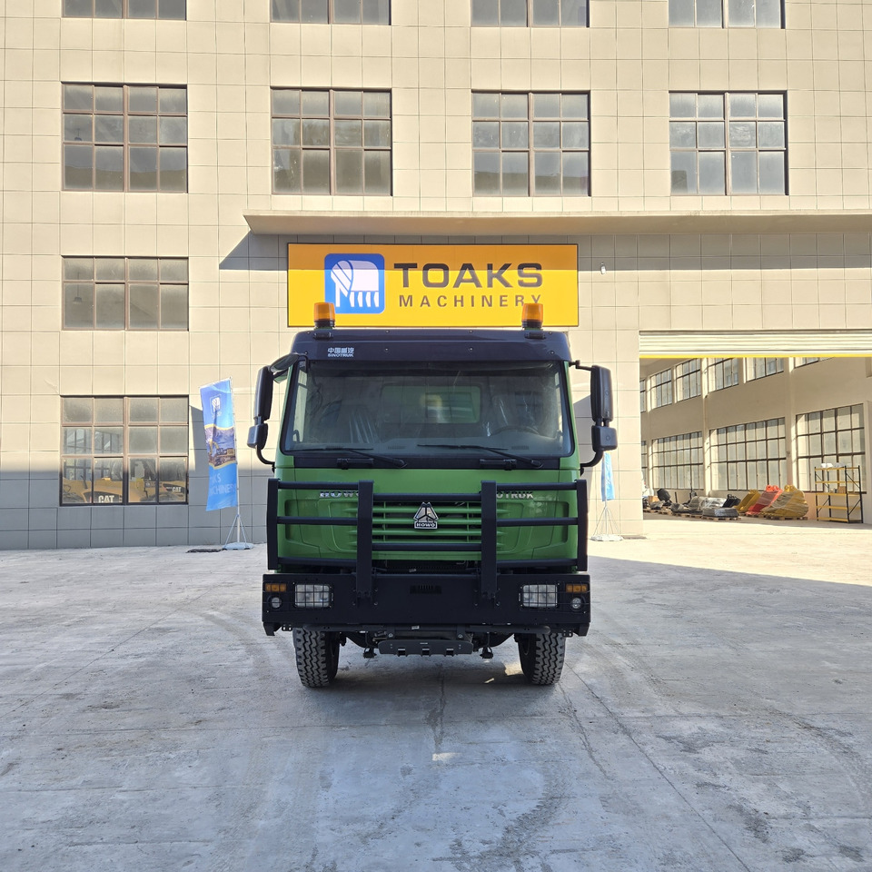 SINOTRUK HOWO - Kippiauto kuorma-auto: kuva SINOTRUK HOWO - Kippiauto kuorma-auto SINOTRUK HOWO - Kippiauto kuorma-auto: kuva SINOTRUK HOWO - Kippiauto kuorma-auto