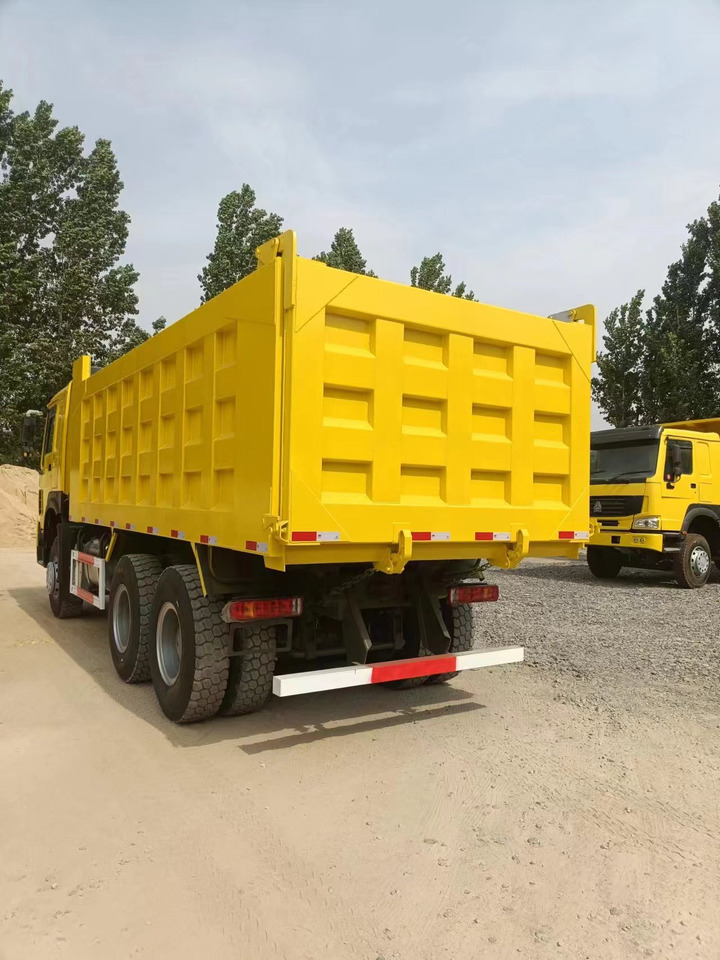 SINOTRUK HOWO - Kippiauto kuorma-auto: kuva SINOTRUK HOWO - Kippiauto kuorma-auto SINOTRUK HOWO - Kippiauto kuorma-auto: kuva SINOTRUK HOWO - Kippiauto kuorma-auto