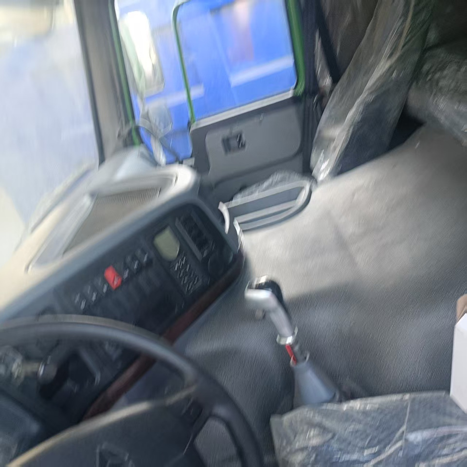 SINOTRUK HOWO - Umpikori kuorma-auto: kuva SINOTRUK HOWO - Umpikori kuorma-auto SINOTRUK HOWO - Umpikori kuorma-auto: kuva SINOTRUK HOWO - Umpikori kuorma-auto