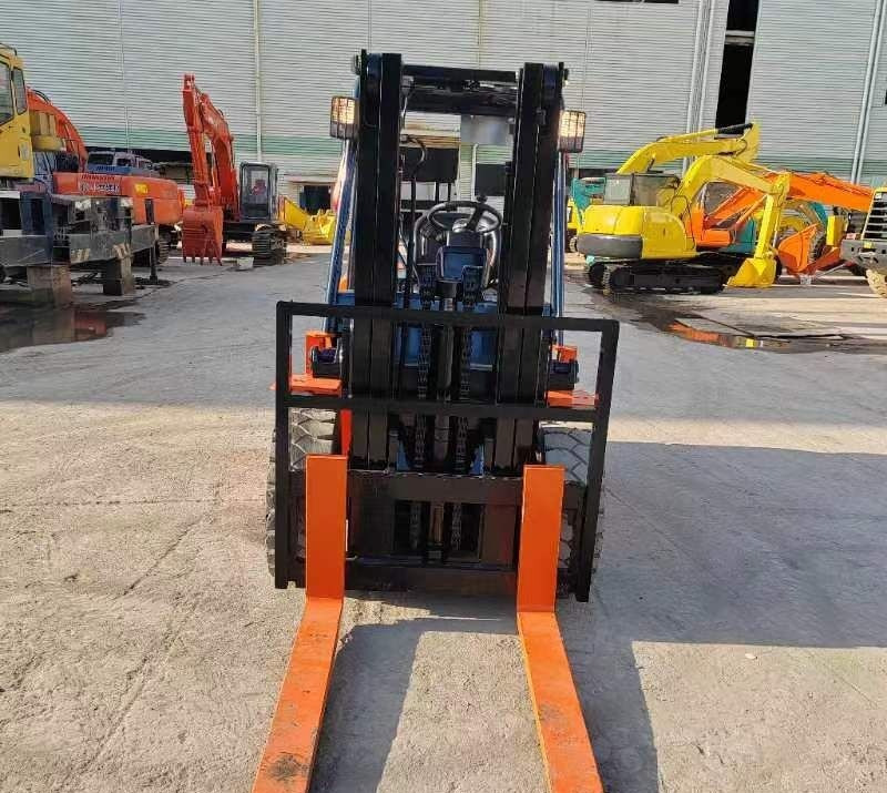 Toyota FD50 - Dieseltrukki: kuva Toyota FD50 - Dieseltrukki Toyota FD50 - Dieseltrukki: kuva Toyota FD50 - Dieseltrukki