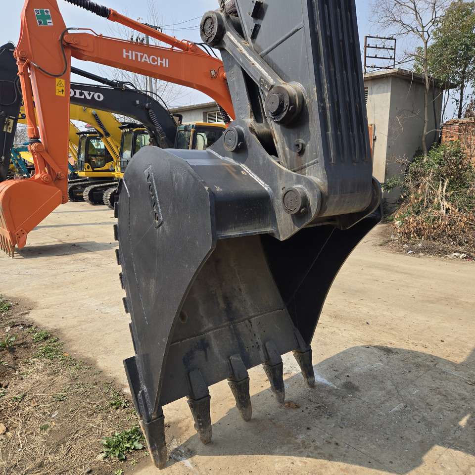 VOLVO EC300 - Telakaivukone: kuva VOLVO EC300 - Telakaivukone VOLVO EC300 - Telakaivukone: kuva VOLVO EC300 - Telakaivukone