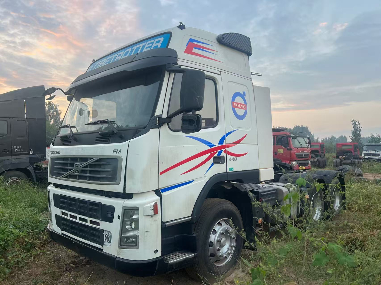 VOLVO FM440 - Vetopöytäauto: kuva VOLVO FM440 - Vetopöytäauto VOLVO FM440 - Vetopöytäauto: kuva VOLVO FM440 - Vetopöytäauto