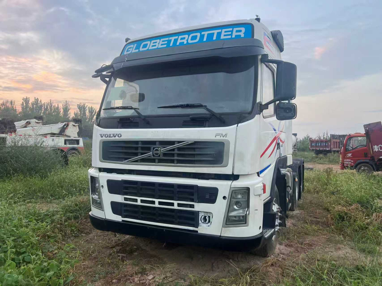 VOLVO FM440 - Vetopöytäauto: kuva VOLVO FM440 - Vetopöytäauto VOLVO FM440 - Vetopöytäauto: kuva VOLVO FM440 - Vetopöytäauto