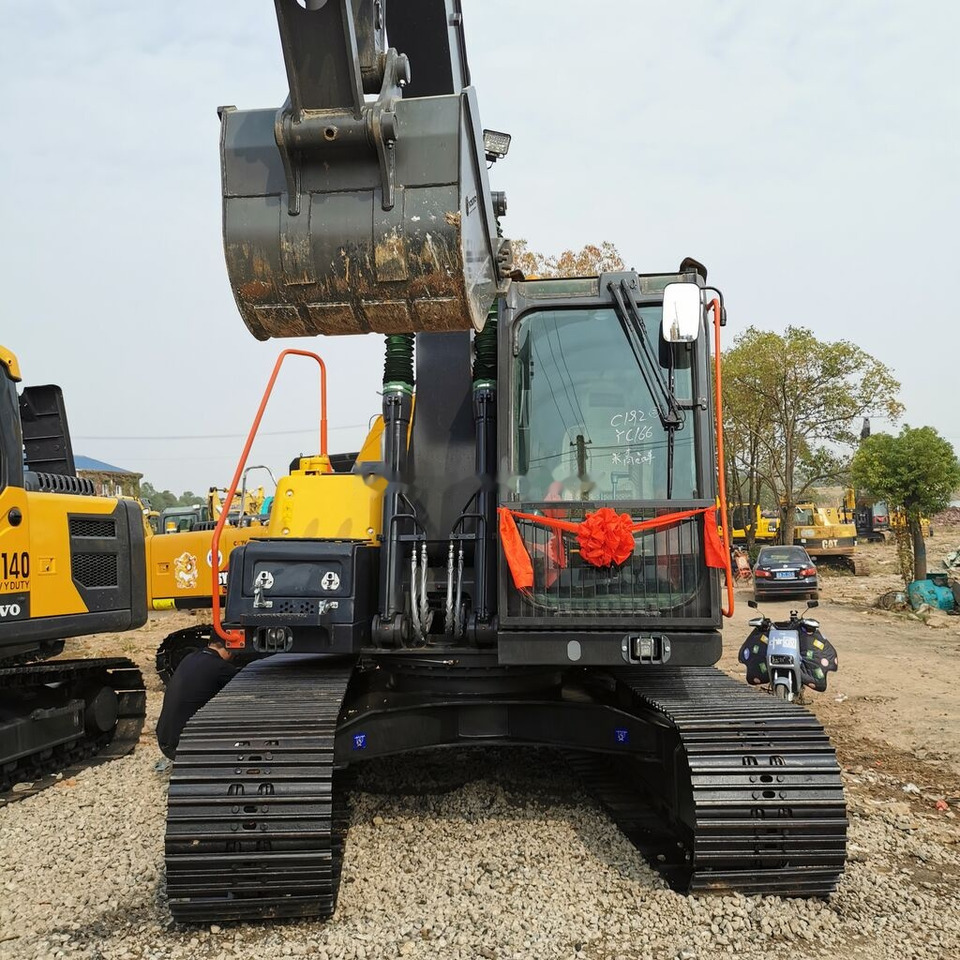 Volvo EC140 - Telakaivukone: kuva Volvo EC140 - Telakaivukone Volvo EC140 - Telakaivukone: kuva Volvo EC140 - Telakaivukone