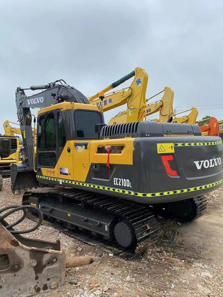 Volvo EC210 - Telakaivukone: kuva Volvo EC210 - Telakaivukone Volvo EC210 - Telakaivukone: kuva Volvo EC210 - Telakaivukone