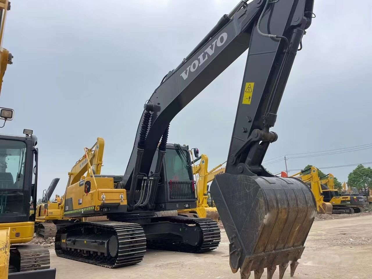 Volvo EC210 - Telakaivukone: kuva Volvo EC210 - Telakaivukone Volvo EC210 - Telakaivukone: kuva Volvo EC210 - Telakaivukone