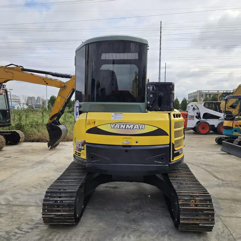 YANMAR Vio55 - Minikuormaaja: kuva YANMAR Vio55 - Minikuormaaja YANMAR Vio55 - Minikuormaaja: kuva YANMAR Vio55 - Minikuormaaja