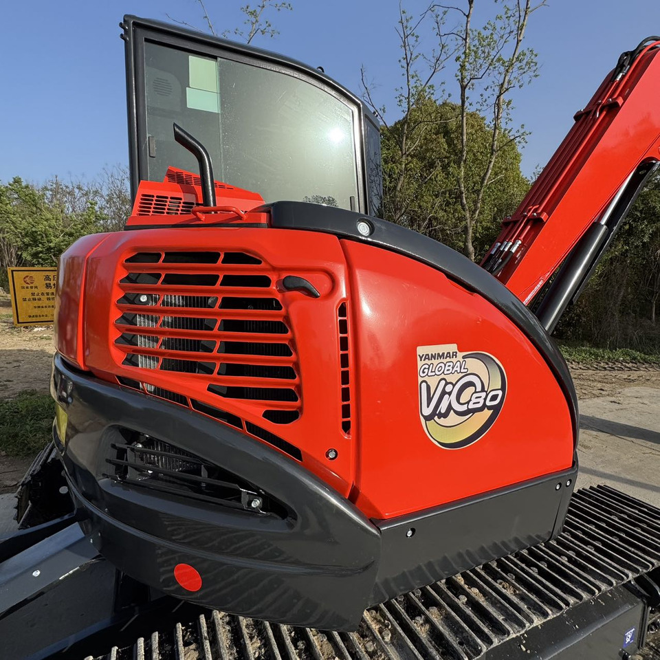 YANMAR Vio80 - Minikuormaaja: kuva YANMAR Vio80 - Minikuormaaja YANMAR Vio80 - Minikuormaaja: kuva YANMAR Vio80 - Minikuormaaja