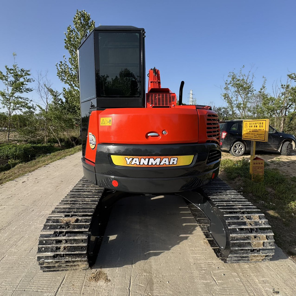 Minikuormaaja YANMAR Vio80: kuva Minikuormaaja YANMAR Vio80