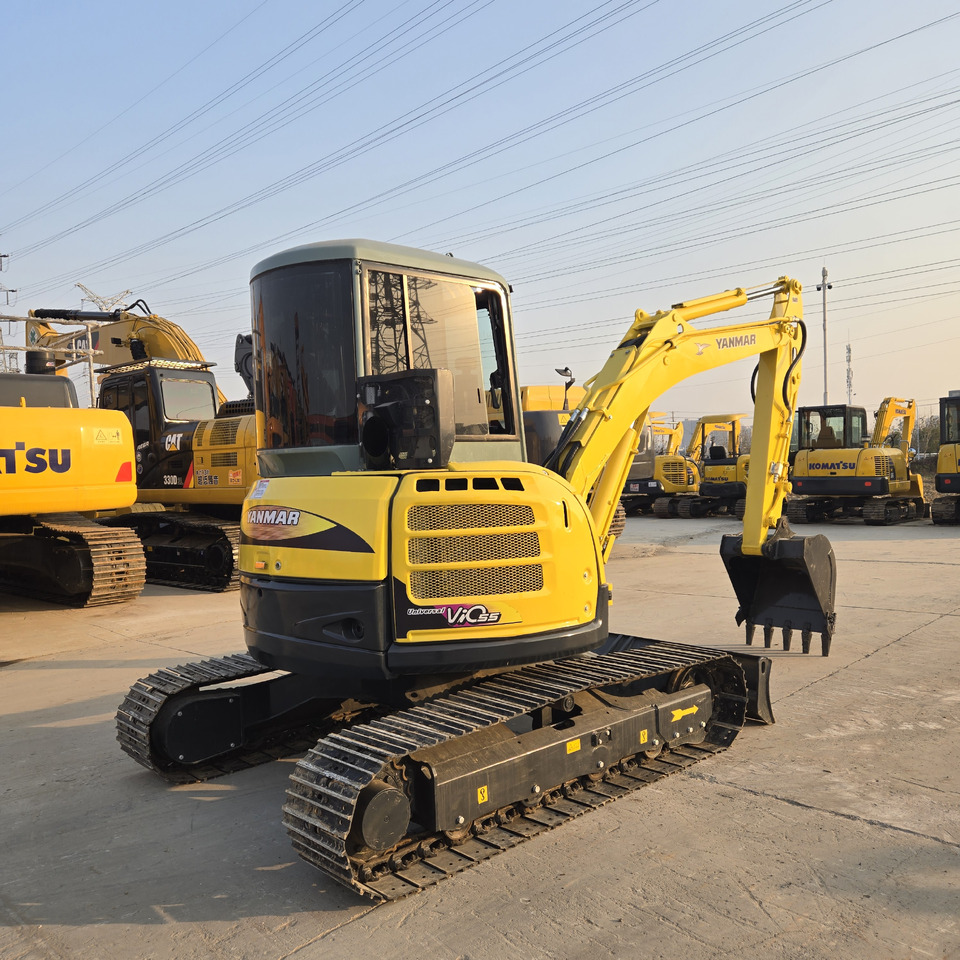 Yanmar Vio55 - Minikuormaaja: kuva Yanmar Vio55 - Minikuormaaja Yanmar Vio55 - Minikuormaaja: kuva Yanmar Vio55 - Minikuormaaja