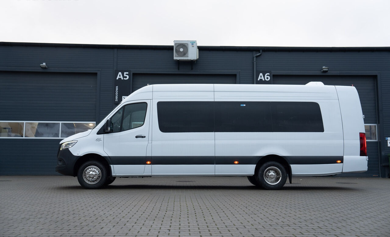 Mercedes-Benz Sprinter - Koulubussi: kuva Mercedes-Benz Sprinter - Koulubussi Mercedes-Benz Sprinter - Koulubussi: kuva Mercedes-Benz Sprinter - Koulubussi