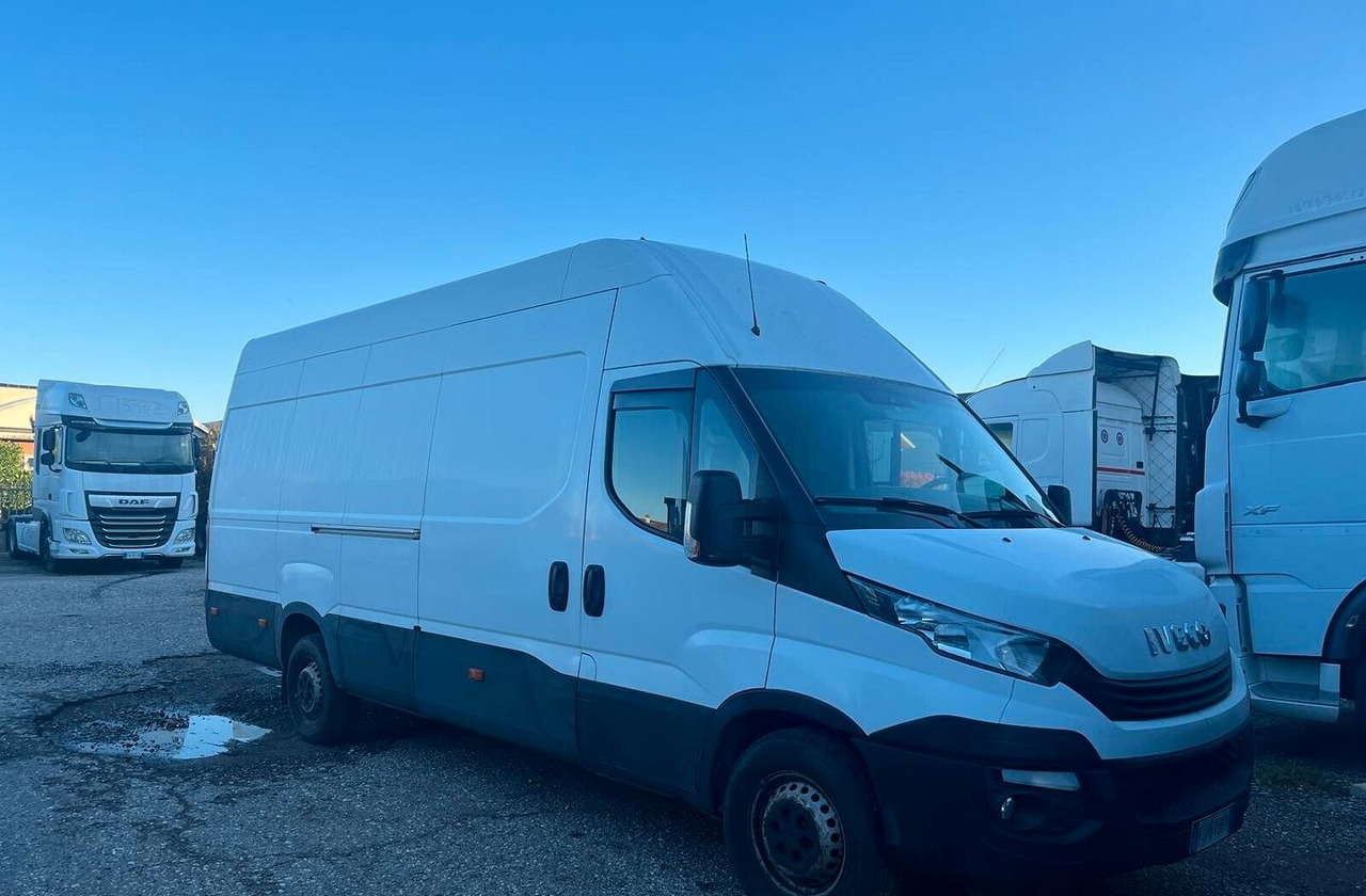 Iveco Daily 35-160 Passo Lungo e Tetto Alto - Pakettiauto: kuva Iveco Daily 35-160 Passo Lungo e Tetto Alto - Pakettiauto Iveco Daily 35-160 Passo Lungo e Tetto Alto - Pakettiauto: kuva Iveco Daily 35-160 Passo Lungo e Tetto Alto - Pakettiauto