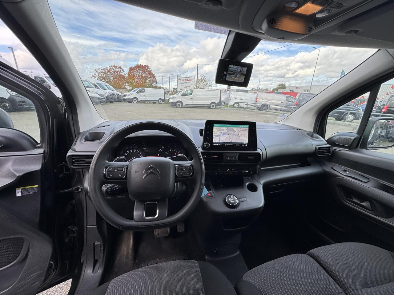 CITROEN Berlingo 1.5 BlueHDi S&S - 130 - BV EAT8  III FOURGON Fourgon M Driver 650 kg PHASE 1 - Pakettiauto: kuva CITROEN Berlingo 1.5 BlueHDi S&S - 130 - BV EAT8  III FOURGON Fourgon M Driver 650 kg PHASE 1 - Pakettiauto CITROEN Berlingo 1.5 BlueHDi S&S - 130 - BV EAT8  III FOURGON Fourgon M Driver 650 kg PHASE 1 - Pakettiauto: kuva CITROEN Berlingo 1.5 BlueHDi S&S - 130 - BV EAT8  III FOURGON Fourgon M Driver 650 kg PHASE 1 - Pakettiauto