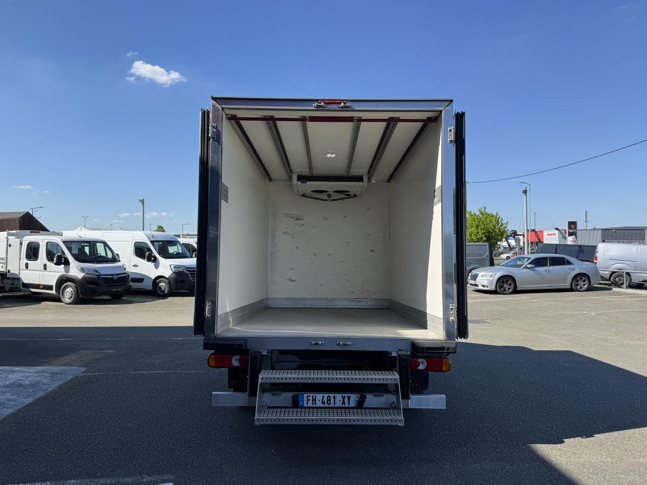 FIAT DUCATO CAISSE FRIGORIFIQUE 3T5 2.3 JTM 130CH PACK PRO - Kylmäauto: kuva FIAT DUCATO CAISSE FRIGORIFIQUE 3T5 2.3 JTM 130CH PACK PRO - Kylmäauto FIAT DUCATO CAISSE FRIGORIFIQUE 3T5 2.3 JTM 130CH PACK PRO - Kylmäauto: kuva FIAT DUCATO CAISSE FRIGORIFIQUE 3T5 2.3 JTM 130CH PACK PRO - Kylmäauto