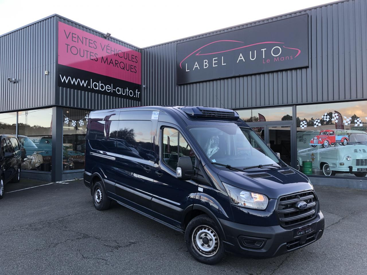 FORD Transit 350 L3H2 2.0 EcoBlue 130ch Frigorifique Ambiente - Pakettiauto: kuva FORD Transit 350 L3H2 2.0 EcoBlue 130ch Frigorifique Ambiente - Pakettiauto FORD Transit 350 L3H2 2.0 EcoBlue 130ch Frigorifique Ambiente - Pakettiauto: kuva FORD Transit 350 L3H2 2.0 EcoBlue 130ch Frigorifique Ambiente - Pakettiauto