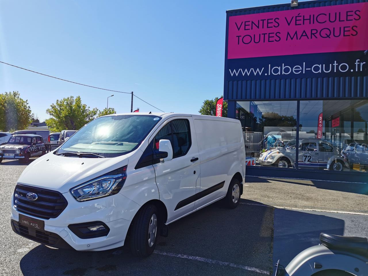 FORD Transit Custom 2.0 TDCi - 130 - BVA S&S TRANSIT CUSTOM FOURGON Fourgon 300 L1H1 Trend Business P - Pakettiauto: kuva FORD Transit Custom 2.0 TDCi - 130 - BVA S&S TRANSIT CUSTOM FOURGON Fourgon 300 L1H1 Trend Business P - Pakettiauto FORD Transit Custom 2.0 TDCi - 130 - BVA S&S TRANSIT CUSTOM FOURGON Fourgon 300 L1H1 Trend Business P - Pakettiauto: kuva FORD Transit Custom 2.0 TDCi - 130 - BVA S&S TRANSIT CUSTOM FOURGON Fourgon 300 L1H1 Trend Business P - Pakettiauto
