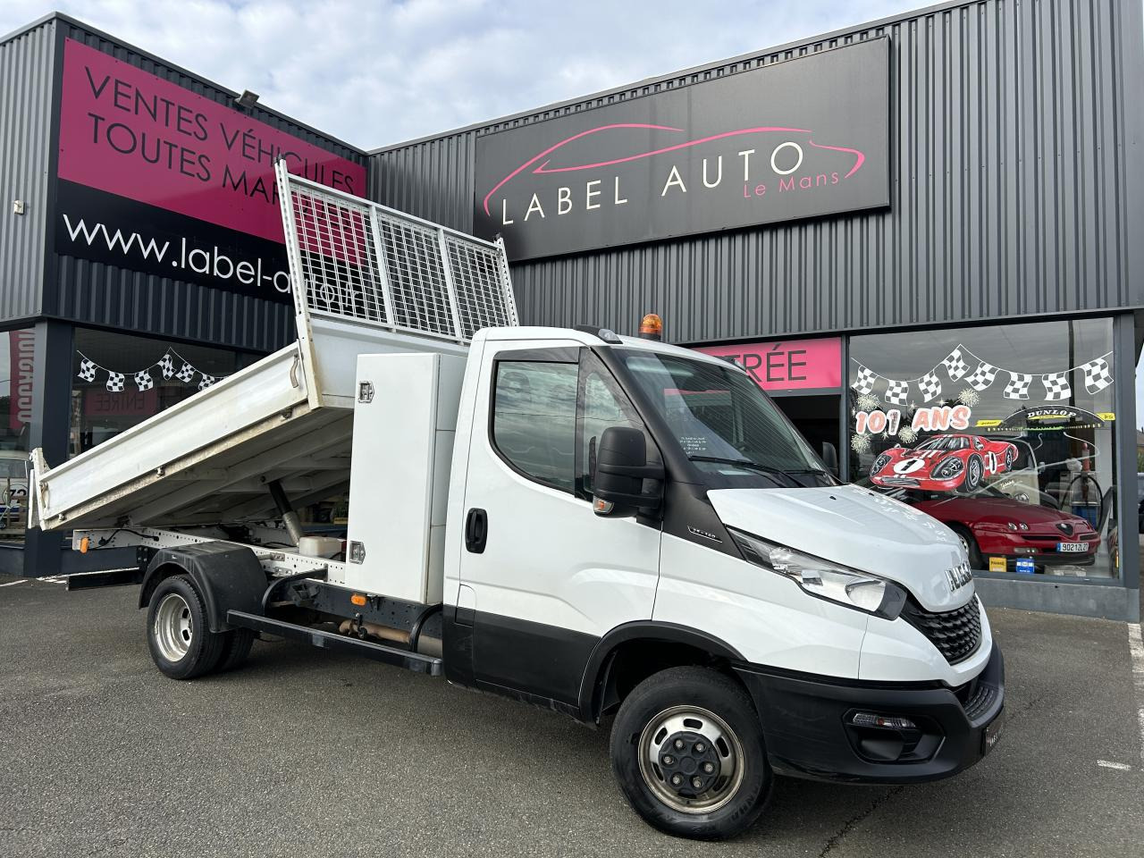 IVECO Daily 35 C 14 S&S (Quad-Leaf) CHASSIS CABINE 2014 35C/35S Chassis cabine 35 C Epmt.3.75 PHASE 3 - Kippilava-auto: kuva IVECO Daily 35 C 14 S&S (Quad-Leaf) CHASSIS CABINE 2014 35C/35S Chassis cabine 35 C Epmt.3.75 PHASE 3 - Kippilava-auto IVECO Daily 35 C 14 S&S (Quad-Leaf) CHASSIS CABINE 2014 35C/35S Chassis cabine 35 C Epmt.3.75 PHASE 3 - Kippilava-auto: kuva IVECO Daily 35 C 14 S&S (Quad-Leaf) CHASSIS CABINE 2014 35C/35S Chassis cabine 35 C Epmt.3.75 PHASE 3 - Kippilava-auto