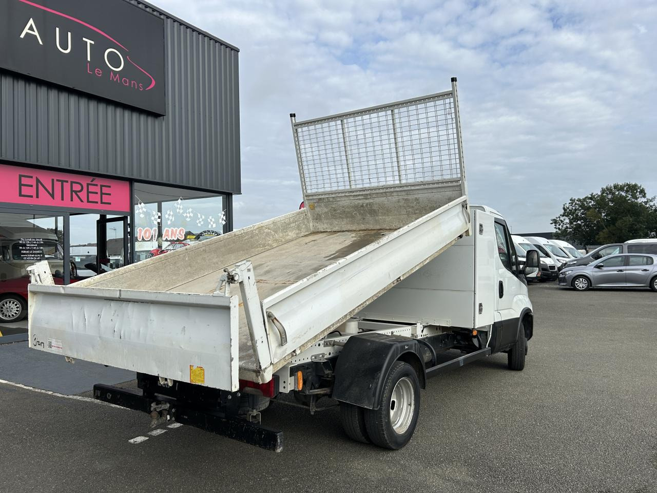 IVECO Daily 35 C 14 S&S (Quad-Leaf) CHASSIS CABINE 2014 35C/35S Chassis cabine 35 C Epmt.3.75 PHASE 3 - Kippilava-auto: kuva IVECO Daily 35 C 14 S&S (Quad-Leaf) CHASSIS CABINE 2014 35C/35S Chassis cabine 35 C Epmt.3.75 PHASE 3 - Kippilava-auto IVECO Daily 35 C 14 S&S (Quad-Leaf) CHASSIS CABINE 2014 35C/35S Chassis cabine 35 C Epmt.3.75 PHASE 3 - Kippilava-auto: kuva IVECO Daily 35 C 14 S&S (Quad-Leaf) CHASSIS CABINE 2014 35C/35S Chassis cabine 35 C Epmt.3.75 PHASE 3 - Kippilava-auto