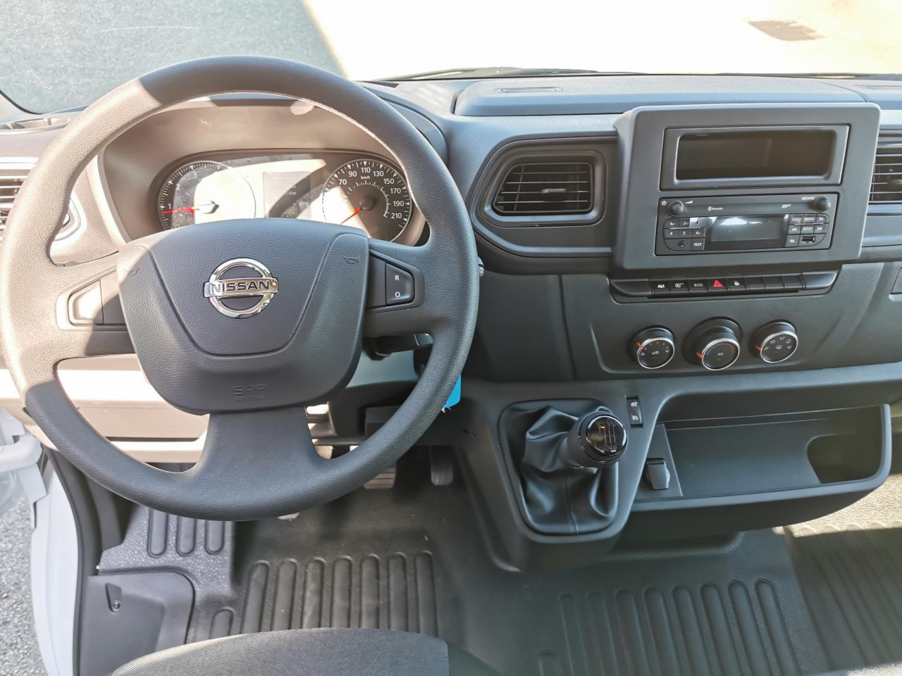 NISSAN Interstar Acenta 3.5t L3H1 2.3 dCi TT 165 - S/S II 2021 TRANSPORTS SPECIFIQUES Benne Scattolini + c - Muut kone: kuva NISSAN Interstar Acenta 3.5t L3H1 2.3 dCi TT 165 - S/S II 2021 TRANSPORTS SPECIFIQUES Benne Scattolini + c - Muut kone NISSAN Interstar Acenta 3.5t L3H1 2.3 dCi TT 165 - S/S II 2021 TRANSPORTS SPECIFIQUES Benne Scattolini + c - Muut kone: kuva NISSAN Interstar Acenta 3.5t L3H1 2.3 dCi TT 165 - S/S II 2021 TRANSPORTS SPECIFIQUES Benne Scattolini + c - Muut kone