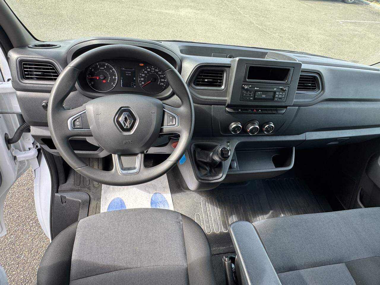 RENAULT MASTER ROUES JUMELLE CAISSE 20M3 + HAYON 2.3 DCI 130CH RJ - Muut kone: kuva RENAULT MASTER ROUES JUMELLE CAISSE 20M3 + HAYON 2.3 DCI 130CH RJ - Muut kone RENAULT MASTER ROUES JUMELLE CAISSE 20M3 + HAYON 2.3 DCI 130CH RJ - Muut kone: kuva RENAULT MASTER ROUES JUMELLE CAISSE 20M3 + HAYON 2.3 DCI 130CH RJ - Muut kone