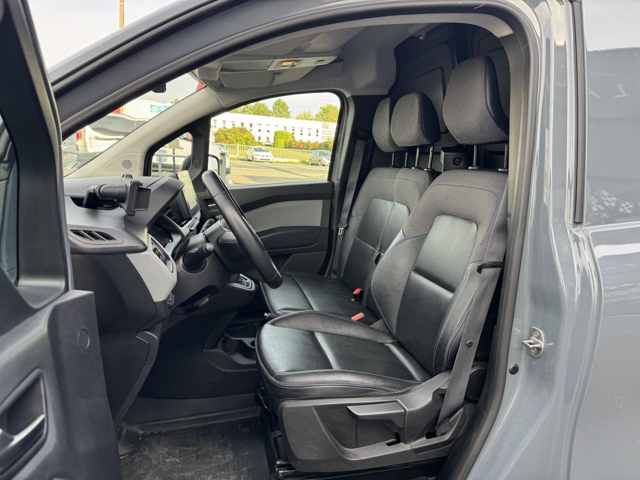 NISSAN Townstar L1 1.3 Tce - 130 FOURGON N-Connecta L1 - Pakettiauto: kuva NISSAN Townstar L1 1.3 Tce - 130 FOURGON N-Connecta L1 - Pakettiauto NISSAN Townstar L1 1.3 Tce - 130 FOURGON N-Connecta L1 - Pakettiauto: kuva NISSAN Townstar L1 1.3 Tce - 130 FOURGON N-Connecta L1 - Pakettiauto