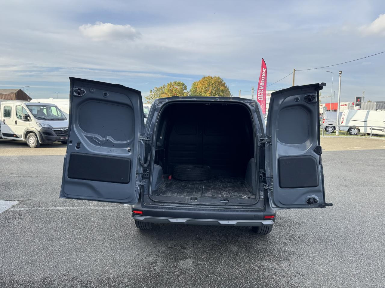 NISSAN Townstar L1 1.3 Tce - 130 FOURGON N-Connecta L1 - Pakettiauto: kuva NISSAN Townstar L1 1.3 Tce - 130 FOURGON N-Connecta L1 - Pakettiauto NISSAN Townstar L1 1.3 Tce - 130 FOURGON N-Connecta L1 - Pakettiauto: kuva NISSAN Townstar L1 1.3 Tce - 130 FOURGON N-Connecta L1 - Pakettiauto