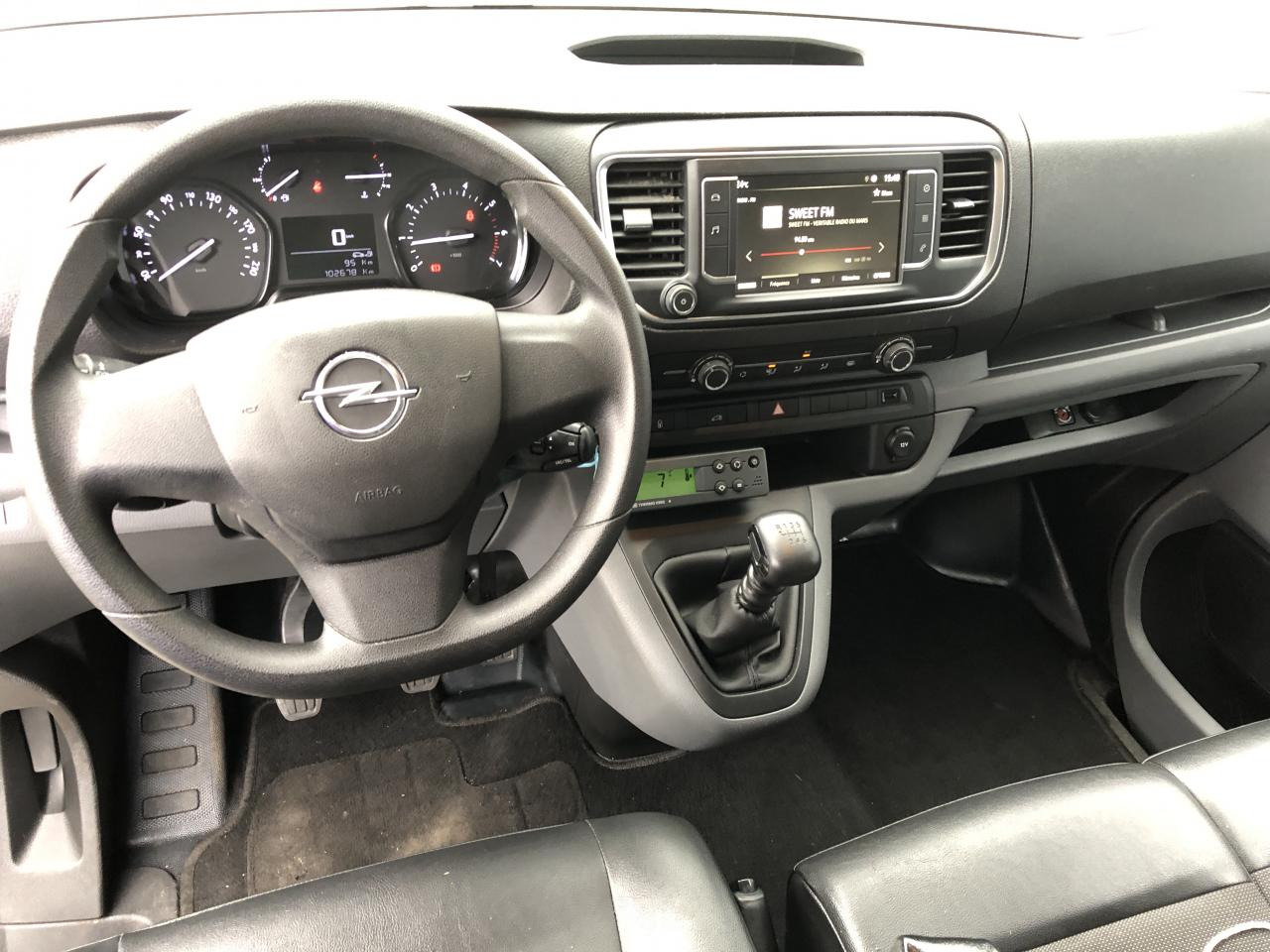 OPEL VIVARO 2.0 D 145CH FRIGORIFIQUE POSITIF THERMOKING - Kylmäauto: kuva OPEL VIVARO 2.0 D 145CH FRIGORIFIQUE POSITIF THERMOKING - Kylmäauto OPEL VIVARO 2.0 D 145CH FRIGORIFIQUE POSITIF THERMOKING - Kylmäauto: kuva OPEL VIVARO 2.0 D 145CH FRIGORIFIQUE POSITIF THERMOKING - Kylmäauto