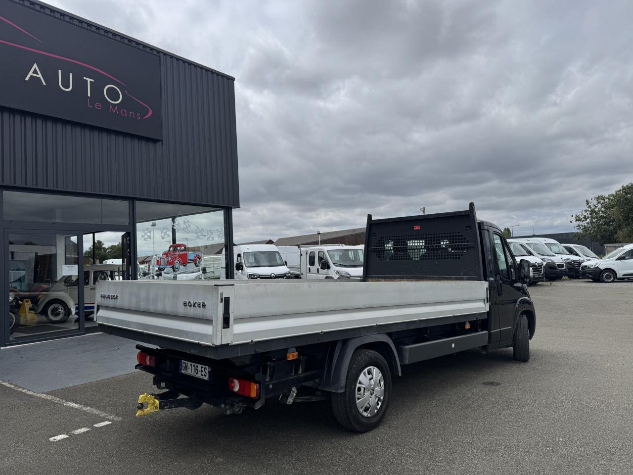 PEUGEOT BOXER 3T5 PLATEAU 4M20 2.2 HDI 140 CH PREMIUM - Avolava pakettiauto: kuva PEUGEOT BOXER 3T5 PLATEAU 4M20 2.2 HDI 140 CH PREMIUM - Avolava pakettiauto PEUGEOT BOXER 3T5 PLATEAU 4M20 2.2 HDI 140 CH PREMIUM - Avolava pakettiauto: kuva PEUGEOT BOXER 3T5 PLATEAU 4M20 2.2 HDI 140 CH PREMIUM - Avolava pakettiauto
