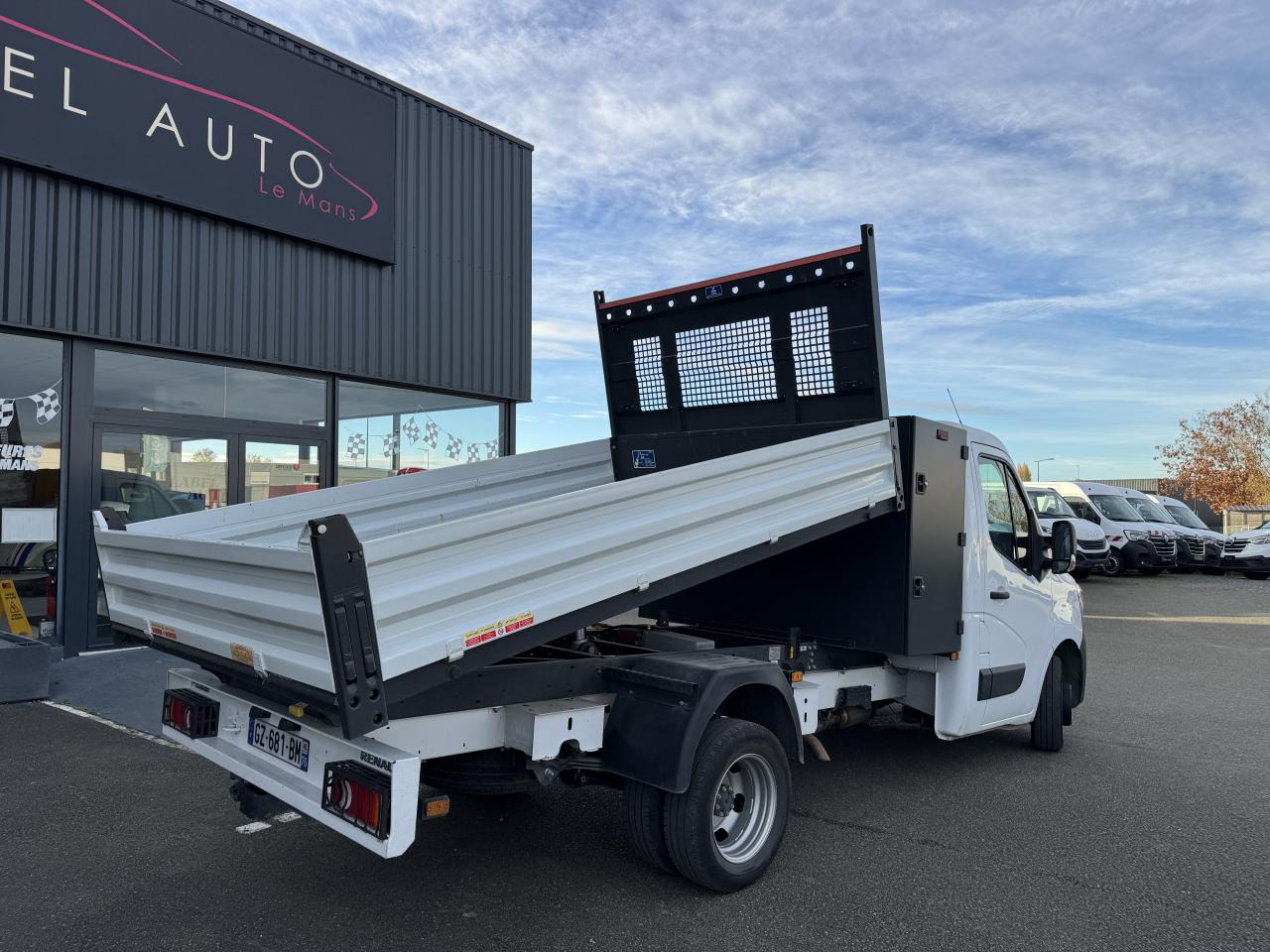 RENAULT MASTER 3T5 BENNE COFFRE RJ 2.3 DCI 145CH PROPULSION - Kippilava-auto: kuva RENAULT MASTER 3T5 BENNE COFFRE RJ 2.3 DCI 145CH PROPULSION - Kippilava-auto RENAULT MASTER 3T5 BENNE COFFRE RJ 2.3 DCI 145CH PROPULSION - Kippilava-auto: kuva RENAULT MASTER 3T5 BENNE COFFRE RJ 2.3 DCI 145CH PROPULSION - Kippilava-auto