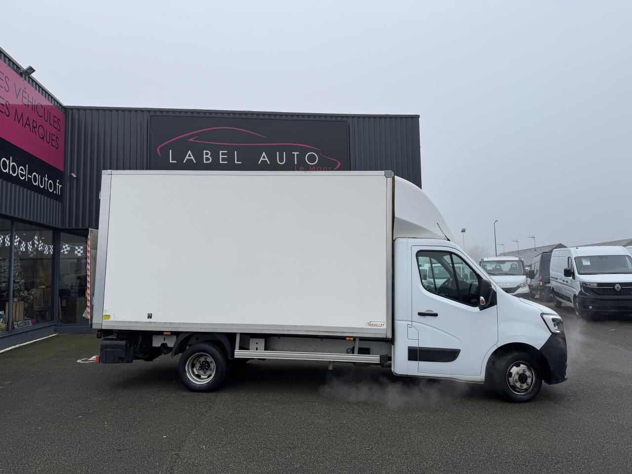 RENAULT MASTER 3T5 CAISSE 20M3 HAYON 2.3 DCI 145CH GRAND CONFORT - Jakeluauto: kuva RENAULT MASTER 3T5 CAISSE 20M3 HAYON 2.3 DCI 145CH GRAND CONFORT - Jakeluauto RENAULT MASTER 3T5 CAISSE 20M3 HAYON 2.3 DCI 145CH GRAND CONFORT - Jakeluauto: kuva RENAULT MASTER 3T5 CAISSE 20M3 HAYON 2.3 DCI 145CH GRAND CONFORT - Jakeluauto