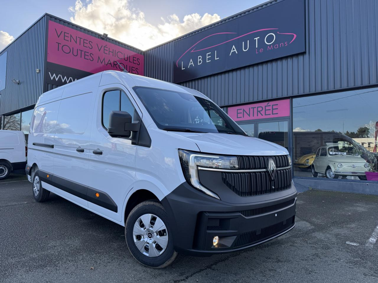 RENAULT Master Advance 3t5 L3H2 2.0 Blue dCi - 150 IV FOURGON Fourgon L3H2 Traction - Pakettiauto: kuva RENAULT Master Advance 3t5 L3H2 2.0 Blue dCi - 150 IV FOURGON Fourgon L3H2 Traction - Pakettiauto RENAULT Master Advance 3t5 L3H2 2.0 Blue dCi - 150 IV FOURGON Fourgon L3H2 Traction - Pakettiauto: kuva RENAULT Master Advance 3t5 L3H2 2.0 Blue dCi - 150 IV FOURGON Fourgon L3H2 Traction - Pakettiauto