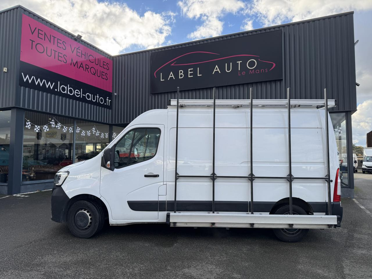 RENAULT Master Grand Confort F3300 L2H2 2.3 Blue dCi - 150 CH PORTE VERRE - Pakettiauto: kuva RENAULT Master Grand Confort F3300 L2H2 2.3 Blue dCi - 150 CH PORTE VERRE - Pakettiauto RENAULT Master Grand Confort F3300 L2H2 2.3 Blue dCi - 150 CH PORTE VERRE - Pakettiauto: kuva RENAULT Master Grand Confort F3300 L2H2 2.3 Blue dCi - 150 CH PORTE VERRE - Pakettiauto