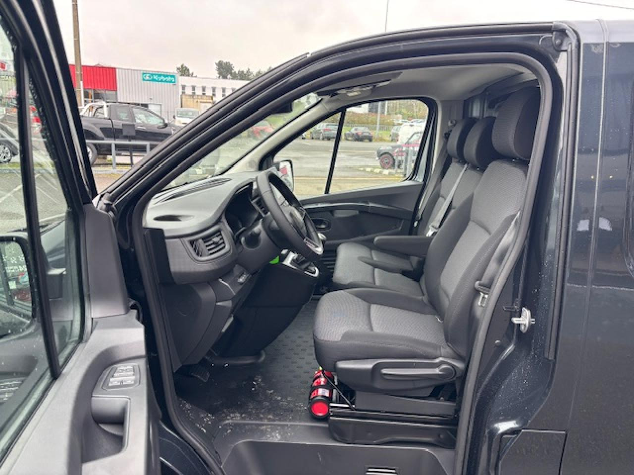 RENAULT TRAFIC 3T0 L1H1 2.0 DCI 150CH - Pakettiauto: kuva RENAULT TRAFIC 3T0 L1H1 2.0 DCI 150CH - Pakettiauto RENAULT TRAFIC 3T0 L1H1 2.0 DCI 150CH - Pakettiauto: kuva RENAULT TRAFIC 3T0 L1H1 2.0 DCI 150CH - Pakettiauto