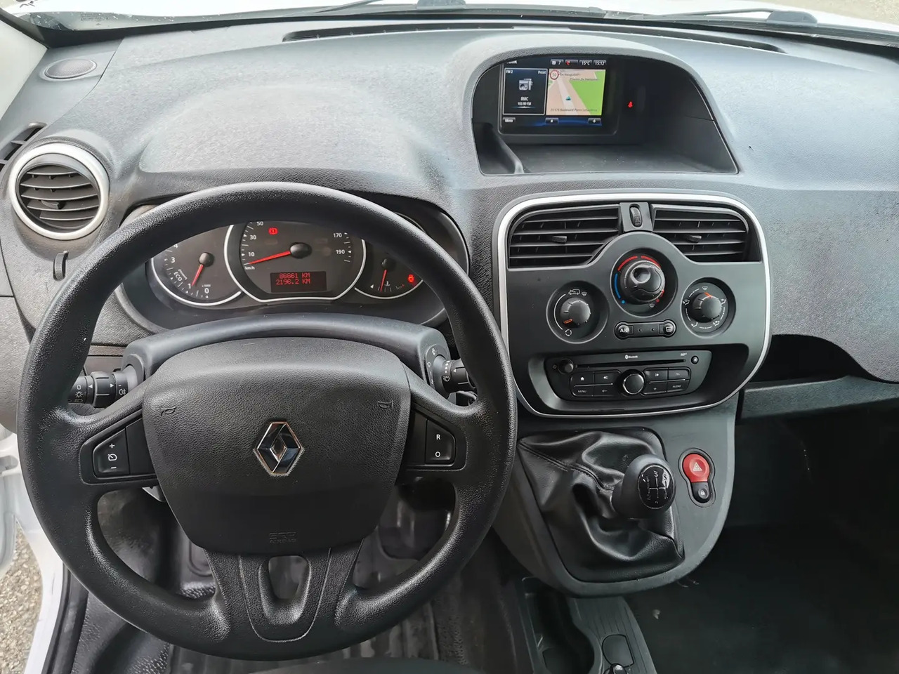 Renault Kangoo 1.5 BLUE DCI 80CH GRAND CONFORT 5CV - Pakettiauto: kuva Renault Kangoo 1.5 BLUE DCI 80CH GRAND CONFORT 5CV - Pakettiauto Renault Kangoo 1.5 BLUE DCI 80CH GRAND CONFORT 5CV - Pakettiauto: kuva Renault Kangoo 1.5 BLUE DCI 80CH GRAND CONFORT 5CV - Pakettiauto