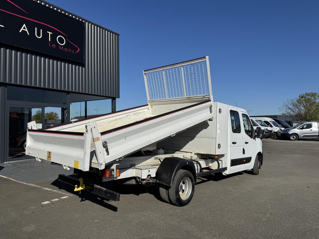 Renault Master combi RENAULT 3T5 BENNE + COFFRE RJ DOUBLE CABINE 6 PL 2.3 DCI 130 CH CONFORT + GPS + REGUL + CLIM - Kippilava-auto: kuva Renault Master combi RENAULT 3T5 BENNE + COFFRE RJ DOUBLE CABINE 6 PL 2.3 DCI 130 CH CONFORT + GPS + REGUL + CLIM - Kippilava-auto Renault Master combi RENAULT 3T5 BENNE + COFFRE RJ DOUBLE CABINE 6 PL 2.3 DCI 130 CH CONFORT + GPS + REGUL + CLIM - Kippilava-auto: kuva Renault Master combi RENAULT 3T5 BENNE + COFFRE RJ DOUBLE CABINE 6 PL 2.3 DCI 130 CH CONFORT + GPS + REGUL + CLIM - Kippilava-auto