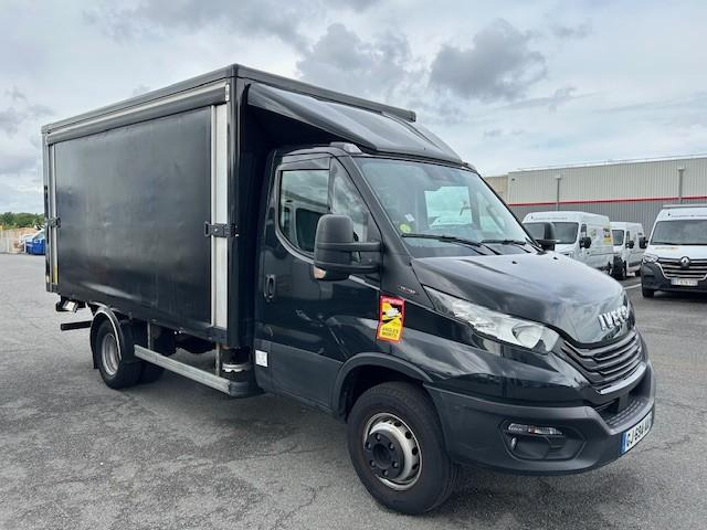 Iveco Daily 70C16 Plateau Brasseur Rideaux coulissant Hayon rabattable - Pressukapelli tavara-auto: kuva Iveco Daily 70C16 Plateau Brasseur Rideaux coulissant Hayon rabattable - Pressukapelli tavara-auto Iveco Daily 70C16 Plateau Brasseur Rideaux coulissant Hayon rabattable - Pressukapelli tavara-auto: kuva Iveco Daily 70C16 Plateau Brasseur Rideaux coulissant Hayon rabattable - Pressukapelli tavara-auto