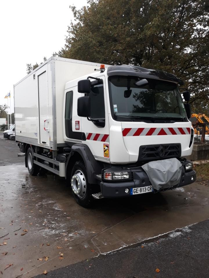 Renault D 13 HIGH K P4X2 280CV Double cabine 6 places - Umpikori kuorma-auto: kuva Renault D 13 HIGH K P4X2 280CV Double cabine 6 places - Umpikori kuorma-auto Renault D 13 HIGH K P4X2 280CV Double cabine 6 places - Umpikori kuorma-auto: kuva Renault D 13 HIGH K P4X2 280CV Double cabine 6 places - Umpikori kuorma-auto