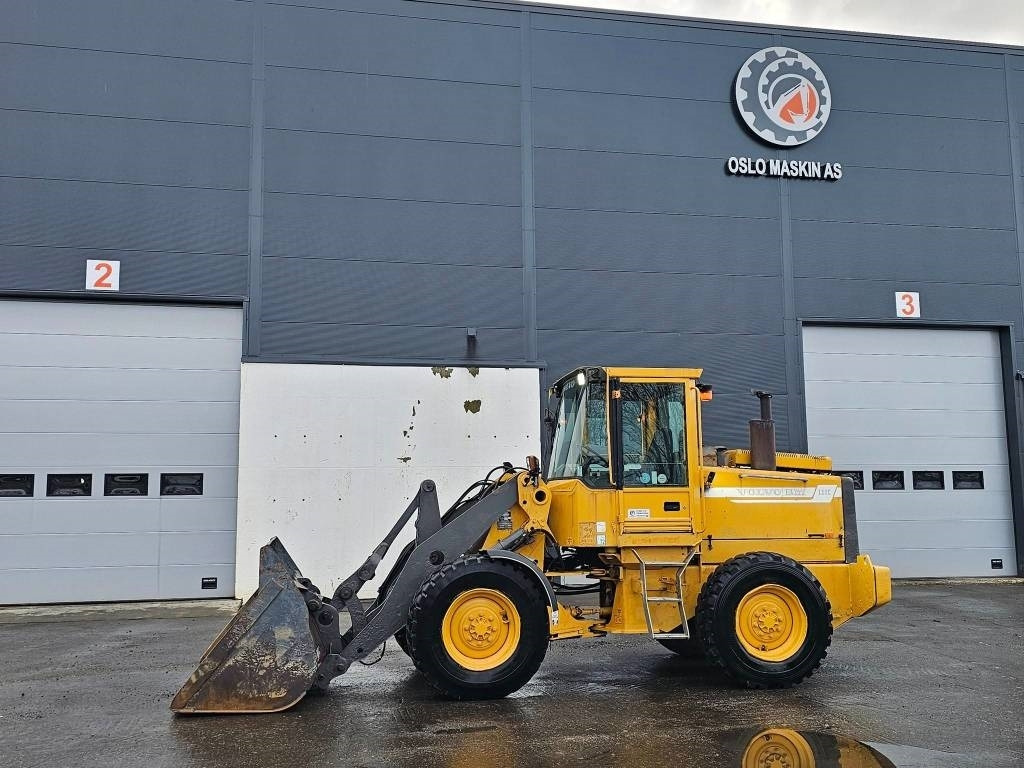 Volvo L 50 C - Pyöräkuormaaja: kuva Volvo L 50 C - Pyöräkuormaaja Volvo L 50 C - Pyöräkuormaaja: kuva Volvo L 50 C - Pyöräkuormaaja