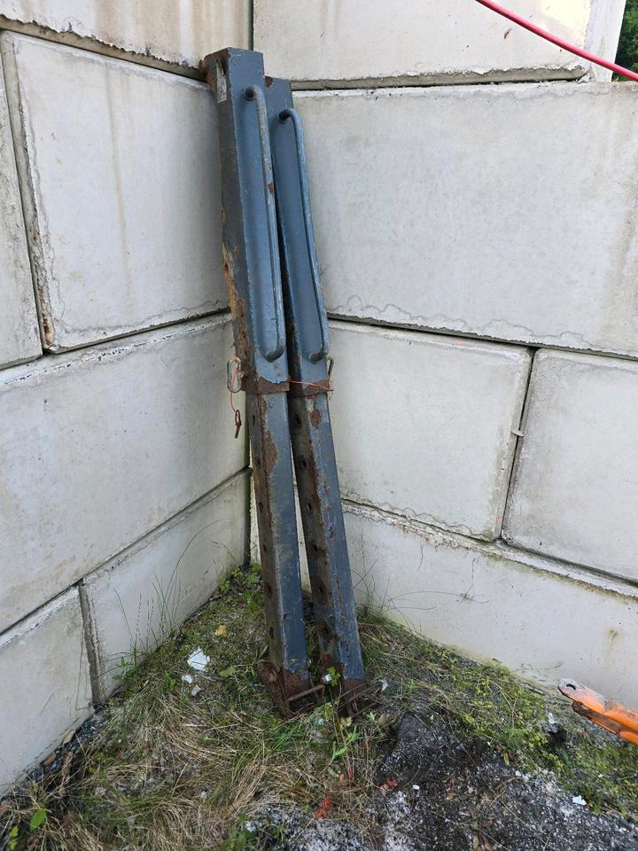 2x Stützen für Epoke Salzstreuer Schmidt Epoke Gmeiner Salzsilo Streuautomat Winterdienst - Hiekoitin: kuva 2x Stützen für Epoke Salzstreuer Schmidt Epoke Gmeiner Salzsilo Streuautomat Winterdienst - Hiekoitin 2x Stützen für Epoke Salzstreuer Schmidt Epoke Gmeiner Salzsilo Streuautomat Winterdienst - Hiekoitin: kuva 2x Stützen für Epoke Salzstreuer Schmidt Epoke Gmeiner Salzsilo Streuautomat Winterdienst - Hiekoitin