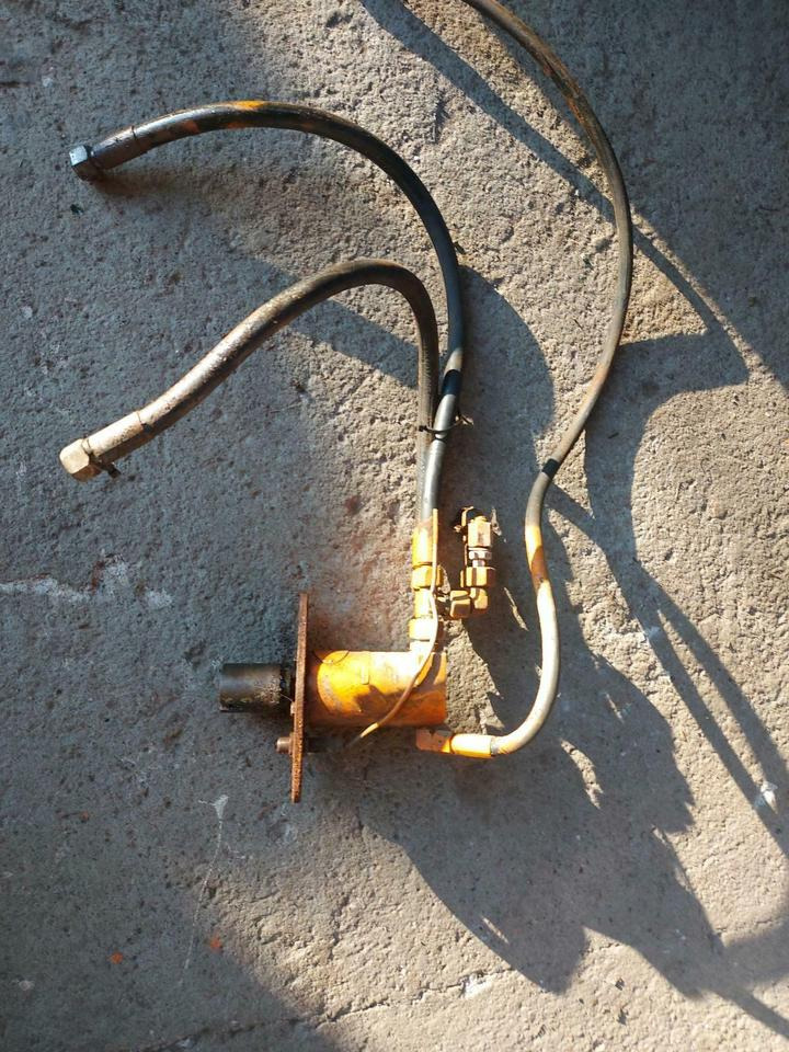 Hydraulikmotor Schmidt DST SST Salzstreuer Winterdienst Unimog - Hydraulimoottori - Kunnallis-/ Erikoisajoneuvot: kuva Hydraulikmotor Schmidt DST SST Salzstreuer Winterdienst Unimog - Hydraulimoottori - Kunnallis-/ Erikoisajoneuvot Hydraulikmotor Schmidt DST SST Salzstreuer Winterdienst Unimog - Hydraulimoottori - Kunnallis-/ Erikoisajoneuvot: kuva Hydraulikmotor Schmidt DST SST Salzstreuer Winterdienst Unimog - Hydraulimoottori - Kunnallis-/ Erikoisajoneuvot